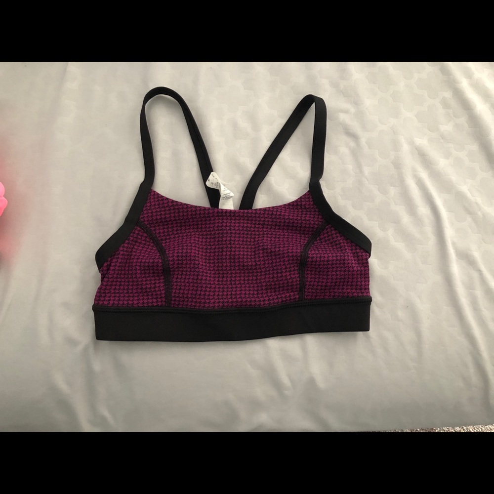 Lululemon sports bra